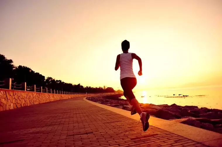 Půlhodinový ranní běh pro efektivní hubnutí