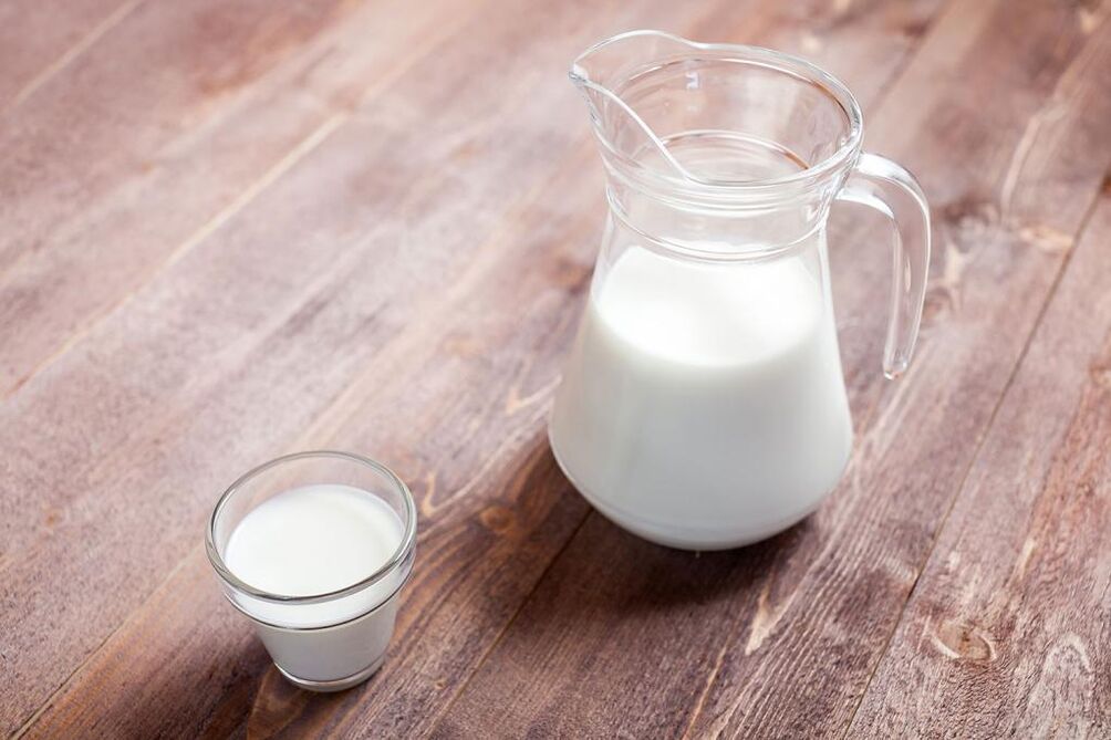 Dietní menu pro žaludeční vředy zahrnuje nízkotučné mléko